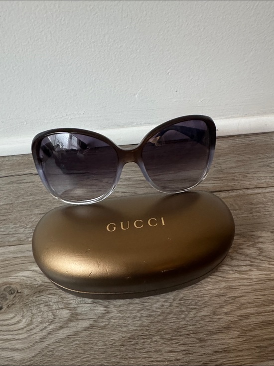 Gucci Accessories - Gucci Women's Gradient Purple Oversized Sunglasses